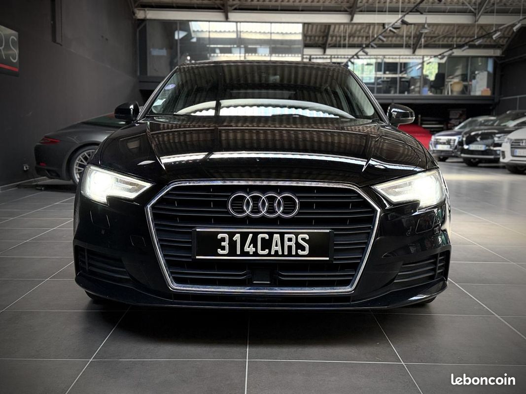 Audi A3 Sportback 35 TFSI 2019 — vue 4