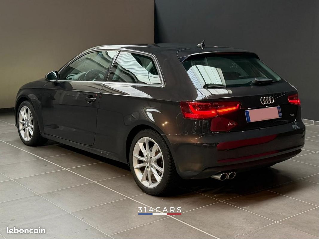 Audi A3 2.0 TDI 150 Ambition 2012 — vue 3