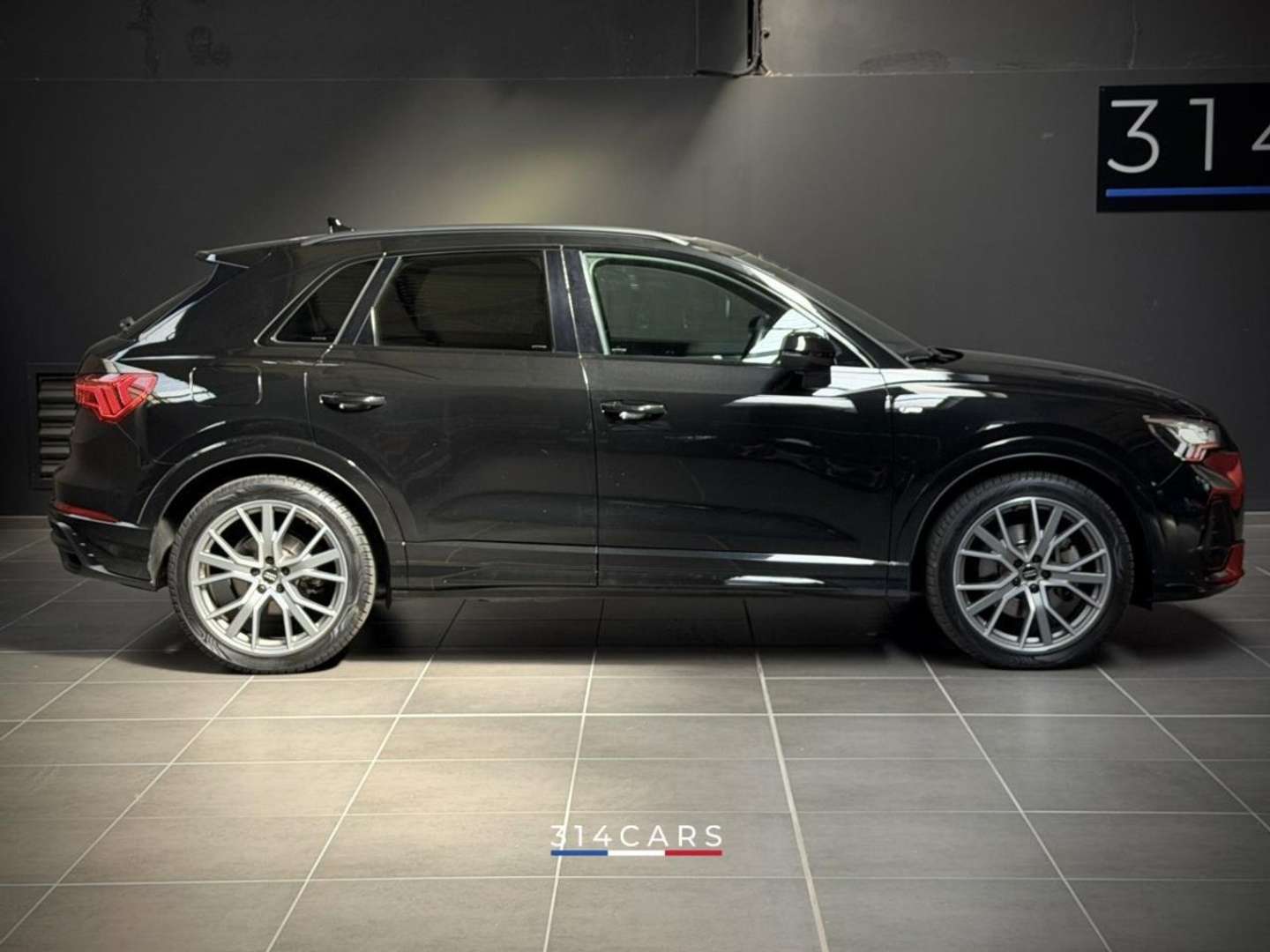 Audi Q3 S line Quattro 40 TDI 190 S tronic 2020 — vue 4