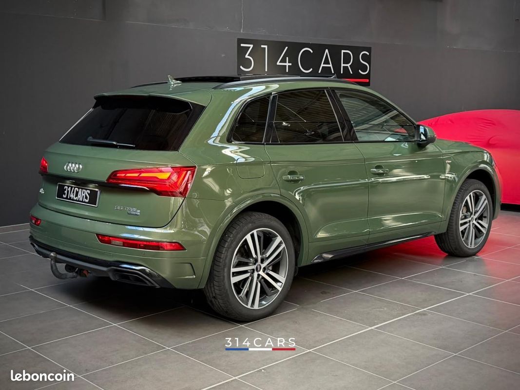 Audi Q5 55 TFSI e S line quattro 2021 — vue 5
