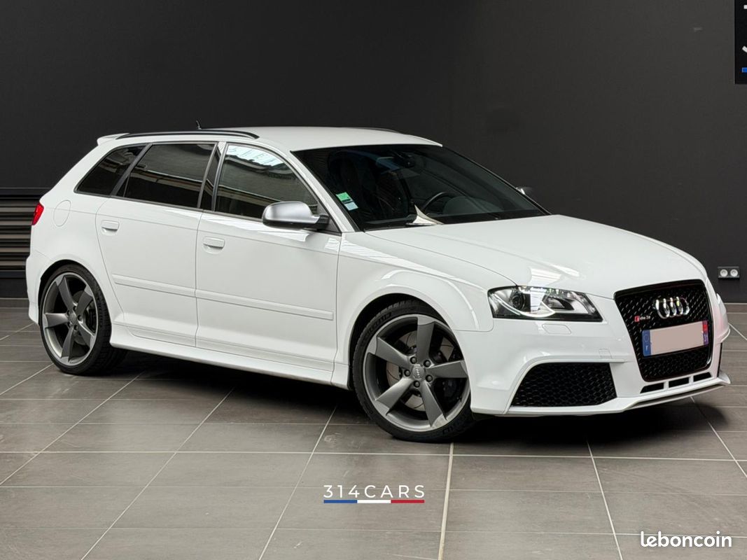 Audi RS3 Sportback 2011 chez 314CARS à Roanne