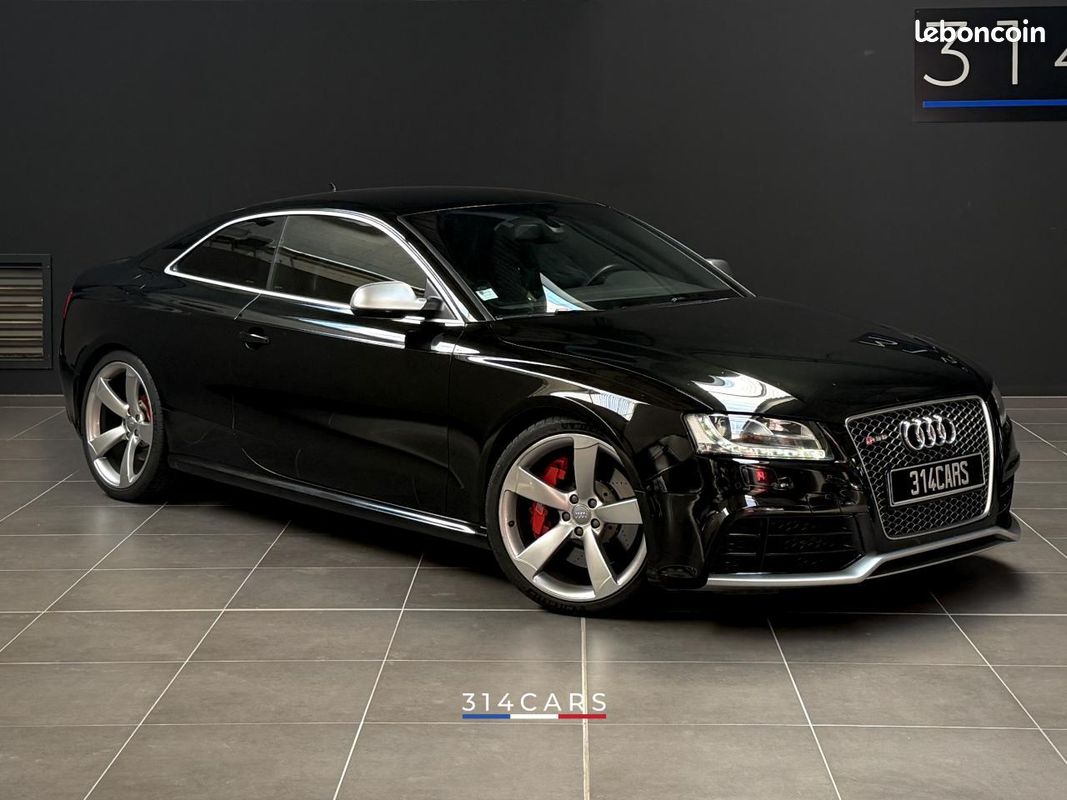 Audi RS5 Quattro V8 450 2012 — vue 5