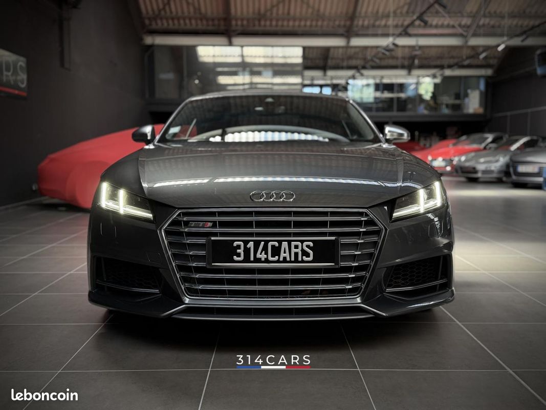 Audi TTS Coupé 2016 — vue 3