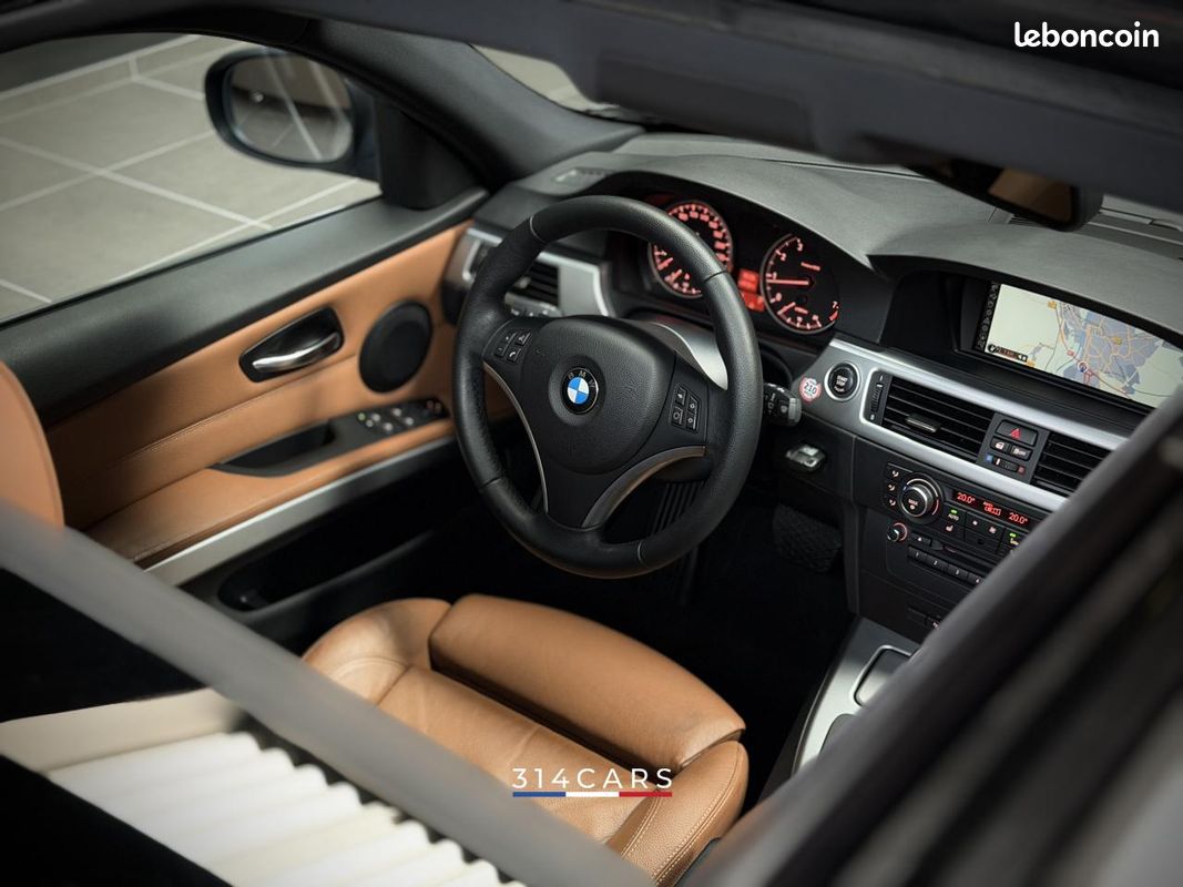 BMW Série 3 320i E91 Touring Edition Luxe 2011 — vue 3