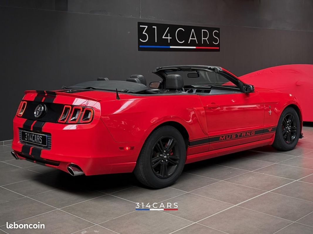 Ford Mustang Cabriolet 3.7 V6 309 2014 — vue 4