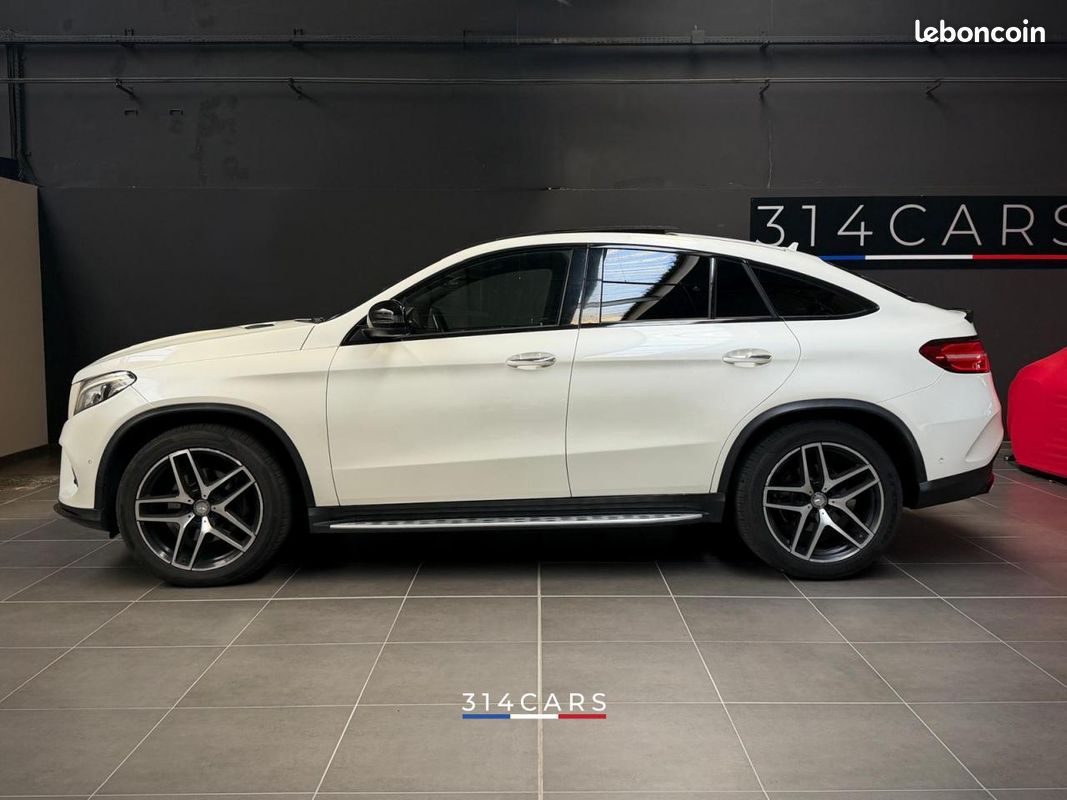 Mercedes-Benz Classe GLE Coupé 350 d AMG Sportline 4Matic 9G-Tronic 2016 — vue 3