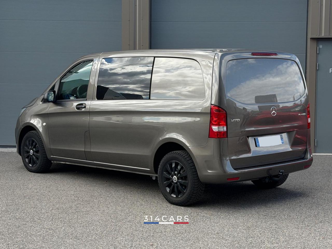 Mercedes-Benz Vito Mixto 2.2 CDI 136 2016 — vue 2