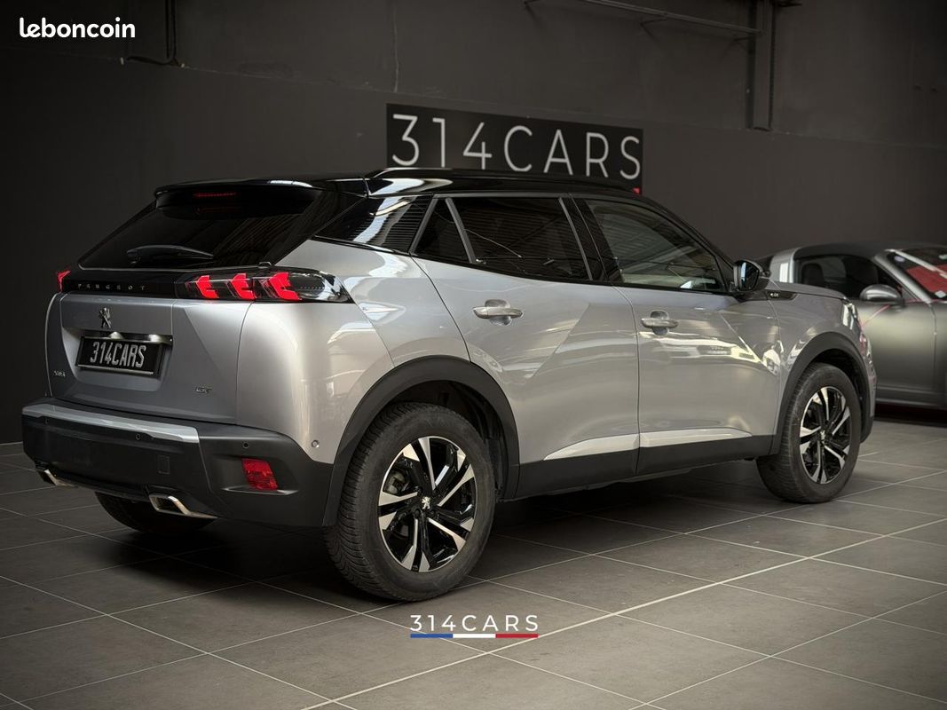 Peugeot 2008 GT PureTech 130 2021 — vue 2