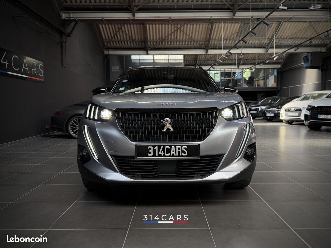 Peugeot 2008 GT PureTech 130 2021 — vue 3