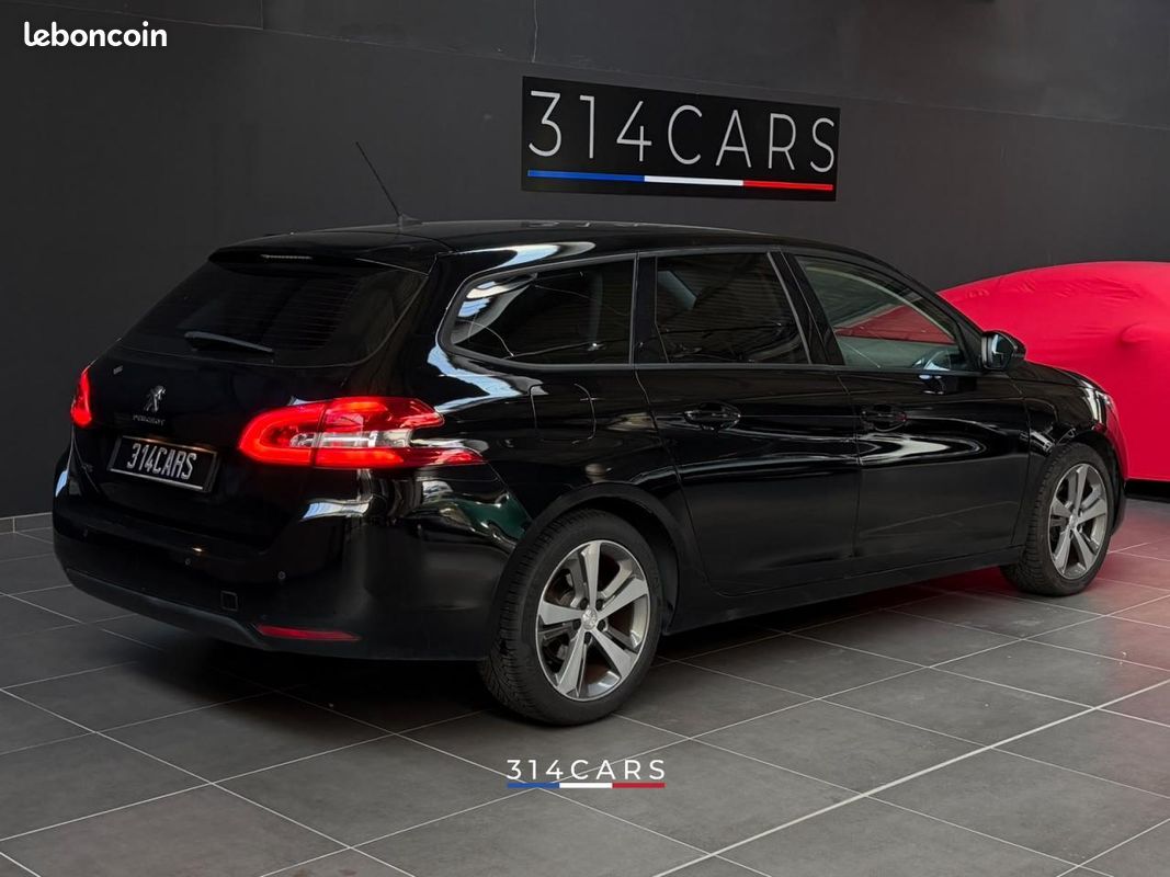 Peugeot 308 SW 1.5 BlueHDi 130 Active EAT8 Phase 2 2020 — vue 3