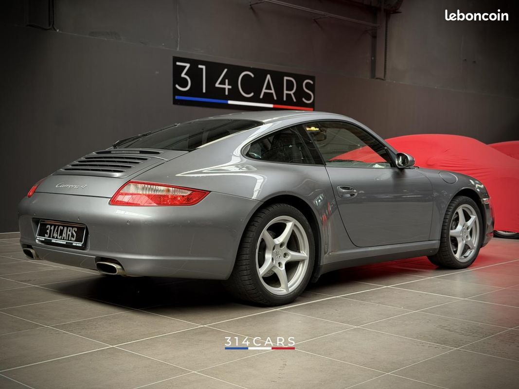 Porsche 911 Type 997 Carrera 4 3.6 325 2005 — vue 2