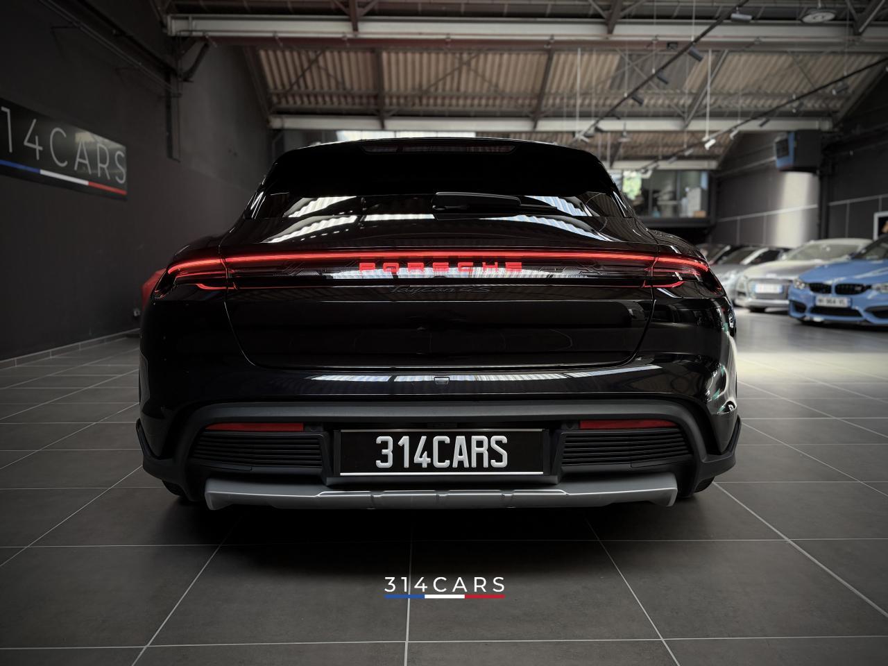 Porsche Taycan 4S Cross Turismo Phase 2 2024 — vue 4
