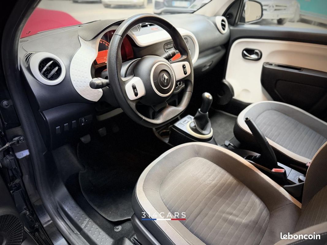 Renault Twingo III 1.0 SCe 70 Zen 2016 — vue 5
